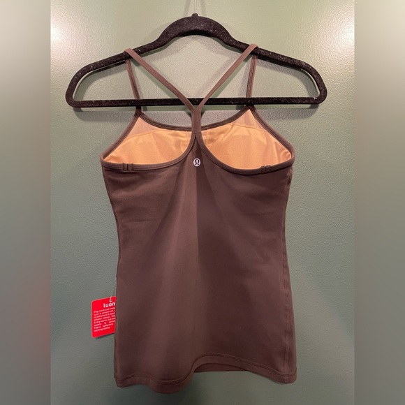 *NEW WITH TAGS* Brown Power Y Lululemon Top - Picture 2 of 4